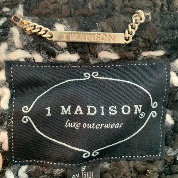 I Madison Black and White Plaid Big Collar Wool Blend Coat - Picture 10 of 12